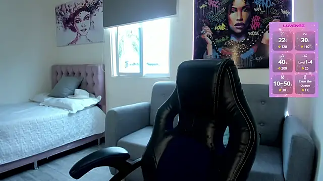 andykiuty online show from December 2025 05:10:02 PM