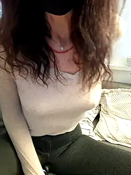 Silvia Zeno online show from October 2025 05:32:02 AM