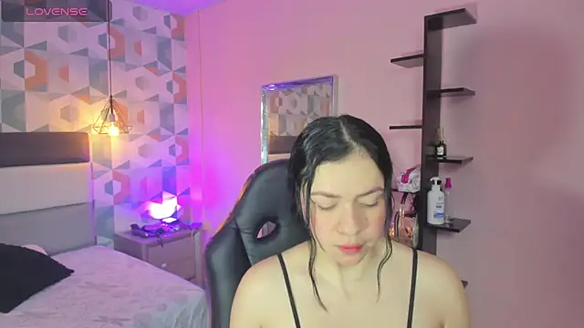 megancero online show from January 2025 12:30:02 PM