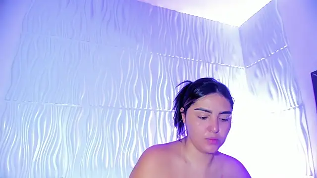 Abby  colins online show from January 2026 04:33:02 PM