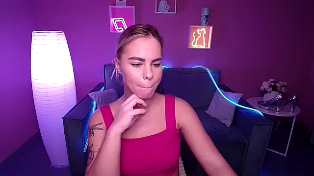 RikaRaily online show from December 2024 08:49:01 AM