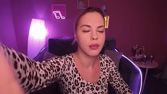 RikaRaily online show from January 2025 05:43:01 AM