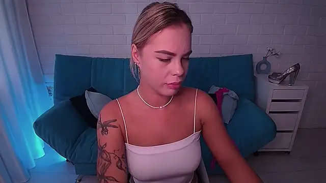 RikaRaily online show from September 2025 05:40:01 AM