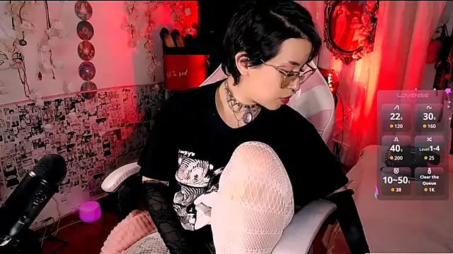 kitty roxy online show from September 2025 08:49:01 AM