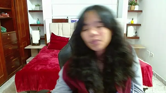 laureentt  online show from January 2025 08:24:01 AM