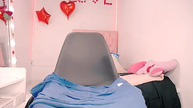 Snapshot of Celeste__sweetx chatting on February 2025 02:24:02 AM Celeste sweetx online show from February 2025 02:24:02 AM