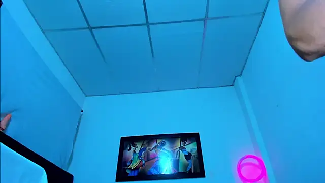 Jeymi-BigCock online show from November 2025 07:48:02 PM