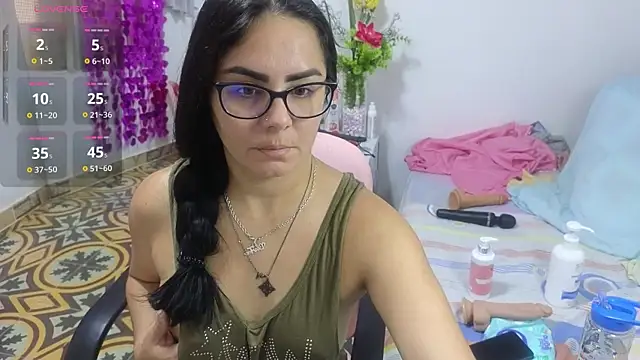 lovely trix online show from November 2025 02:08:02 PM