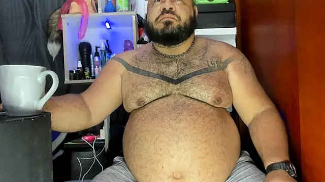 Snapshot of Latino_bigcock chatting on January 2025 05:02:01 PM Latino bigcock online show from January 2025 05:02:01 PM