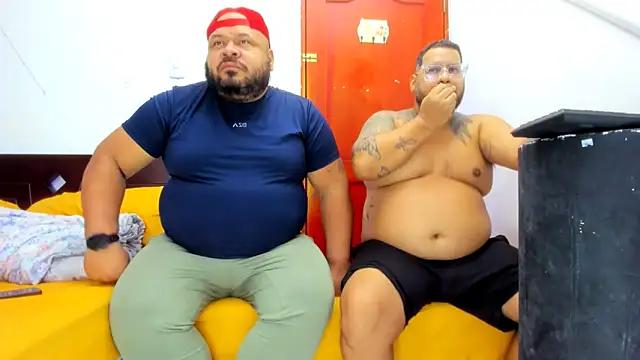 Snapshot of Latino_bigcock chatting on October 2025 04:30:01 AM Latino bigcock online show from October 2025 04:30:01 AM