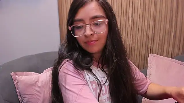 Eva Macalliter online show from January 2025 11:54:02 AM