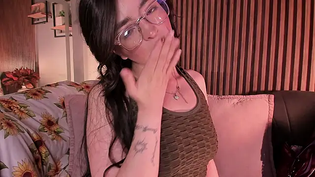 Snapshot of Eva_Macalliter chatting on June 2026 03:08:02 AM Eva Macalliter online show from June 2026 03:08:02 AM