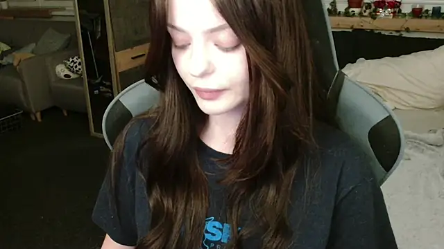 juice-peach online show from February 2025 10:31:02 PM