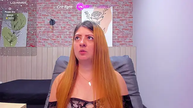 Snapshot of tinaclark_ chatting on February 2025 09:37:01 PM tinaclark online show from February 2025 09:37:01 PM