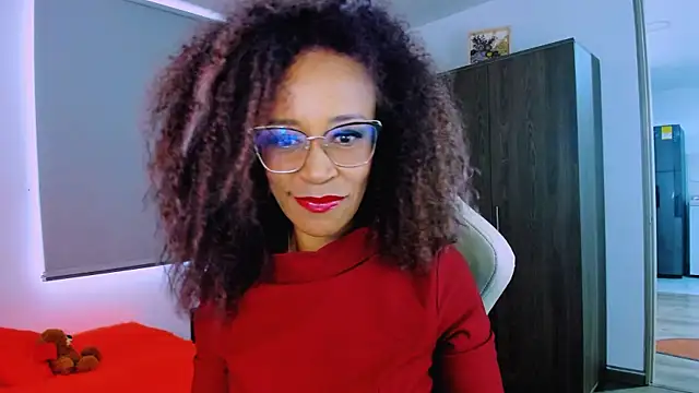 Snapshot of ScarlettMalbec chatting on June 2026 10:00:01 PM ScarlettMalbec online show from June 2026 10:00:01 PM