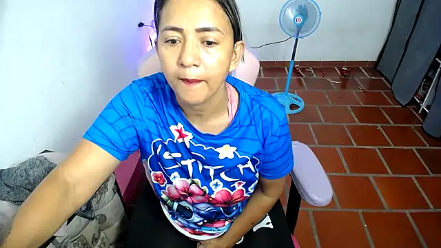 daleska ayala 1 online show from April 2026 12:49:02 AM