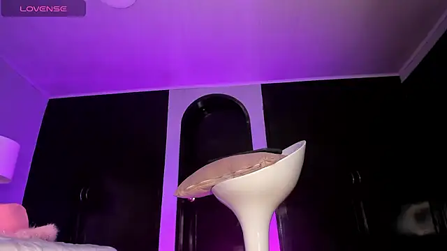 emily roberts1 online show from January 2025 03:28:02 AM