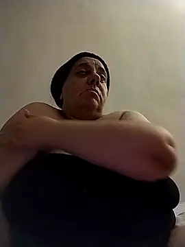 Snapshot of BustyBabyOfficial chatting on October 2025 03:45:01 PM BustyBabyOfficial online show from October 2025 03:45:01 PM