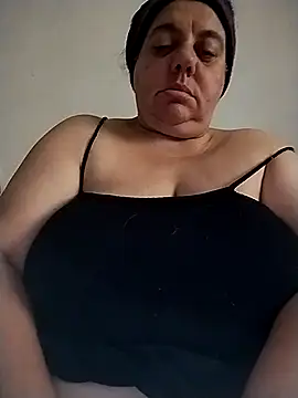 Snapshot of BustyBabyOfficial chatting on November 2025 01:46:01 PM BustyBabyOfficial online show from November 2025 01:46:01 PM