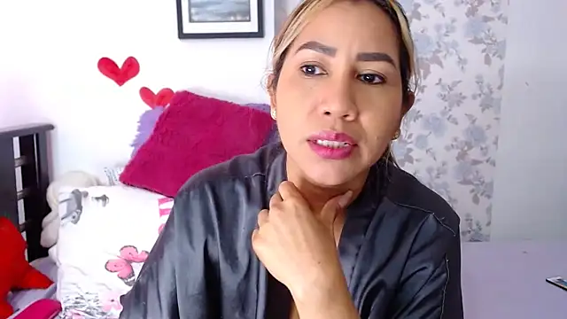 vanessa cute1 online show from February 2026 05:08:01 PM