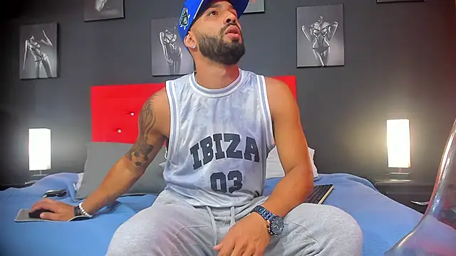 Snapshot of Thiagogomez chatting on February 2025 12:28:01 PM Thiagogomez online show from February 2025 12:28:01 PM