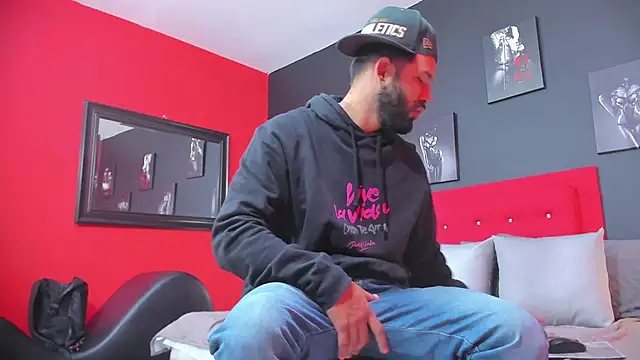 Snapshot of Thiagogomez chatting on March 2025 12:40:02 PM Thiagogomez online show from March 2025 12:40:02 PM