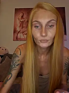 LessiaMia online show from November 2025 03:26:02 PM