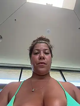 Snapshot of Bigbuttbrooklynn chatting on June 2026 06:57:01 PM Bigbuttbrooklynn online show from June 2026 06:57:01 PM