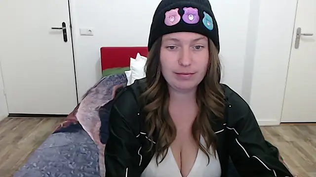 cumfun online show from January 2025 09:22:01 PM