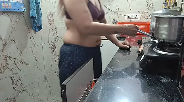 bhabhisexxy 880 online show from March 2025 03:16:01 AM