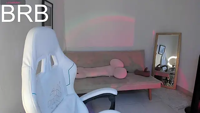 sweet pink  online show from May 2026 02:11:01 PM