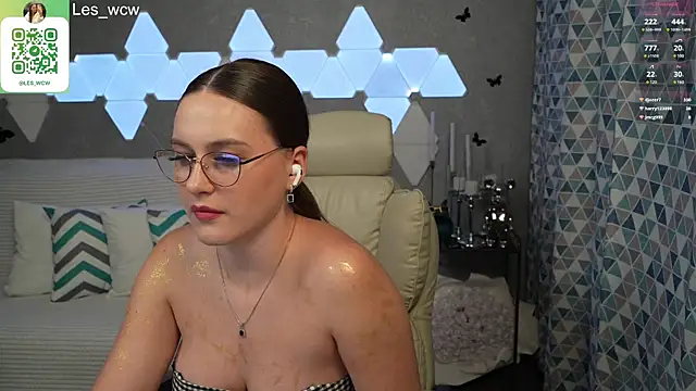 HarleyDeess online show from February 2025 01:57:01 AM