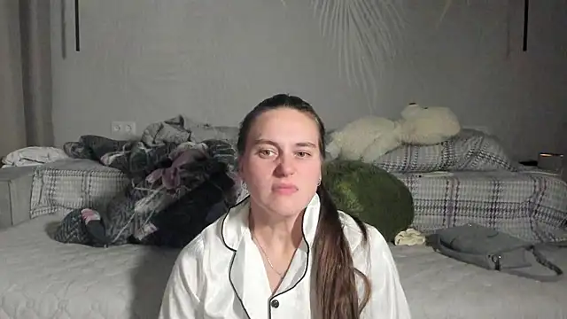 Snapshot of HarleyDeess chatting on November 2025 03:07:01 AM HarleyDeess online show from November 2025 03:07:01 AM