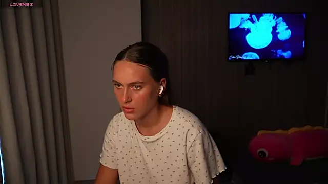 HarleyDeess online show from June 2026 12:16:01 AM