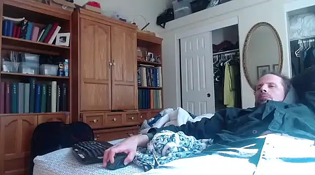 HandsumHungDaddy online show from March 2025 06:11:02 PM