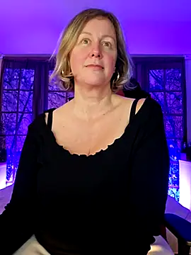 Snapshot of MarleneBloem chatting on February 2025 09:45:01 AM MarleneBloem online show from February 2025 09:45:01 AM