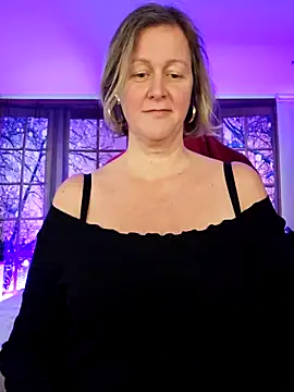 Snapshot of MarleneBloem chatting on February 2025 04:21:02 PM MarleneBloem online show from February 2025 04:21:02 PM