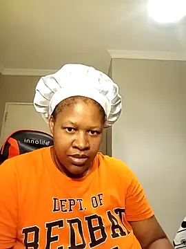 bustylisa1983 online show from February 2025 05:58:02 PM