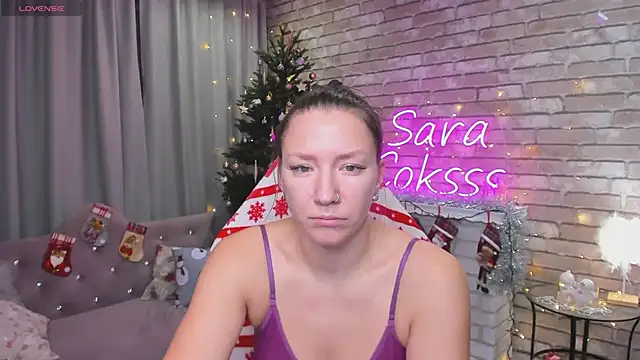 Snapshot of SarahCoksss chatting on December 2024 01:00:02 AM SarahCoksss online show from December 2024 01:00:02 AM