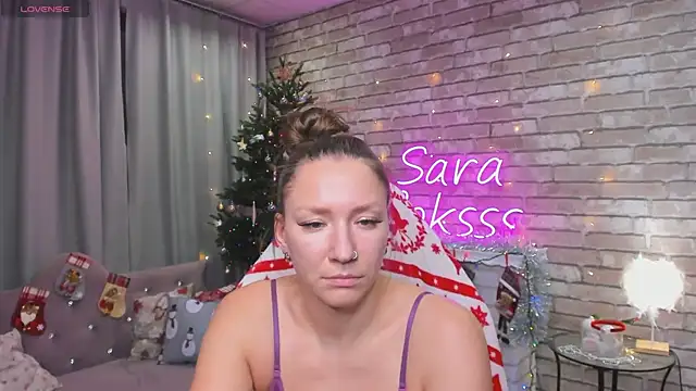 Snapshot of SarahCoksss chatting on December 2024 06:28:02 AM SarahCoksss online show from December 2024 06:28:02 AM