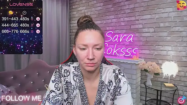 Snapshot of SarahCoksss chatting on January 2025 12:45:01 AM SarahCoksss online show from January 2025 12:45:01 AM