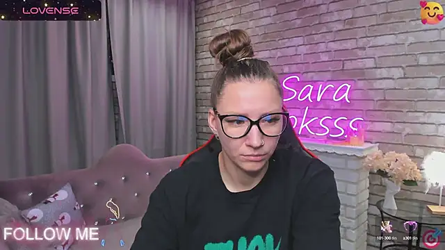 Snapshot of SarahCoksss chatting on January 2025 05:34:01 AM SarahCoksss online show from January 2025 05:34:01 AM