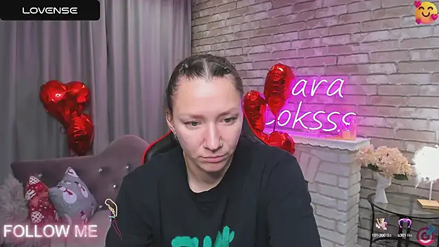 Snapshot of SarahCoksss chatting on February 2025 12:16:01 AM SarahCoksss online show from February 2025 12:16:01 AM