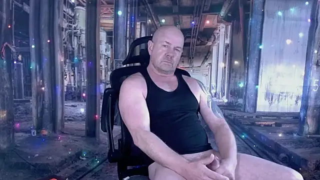 ManlyPrisonGuy online show from December 2025 01:17:01 PM