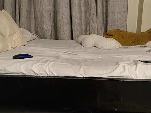 CurvyGlass online show from December 2024 03:29:02 AM