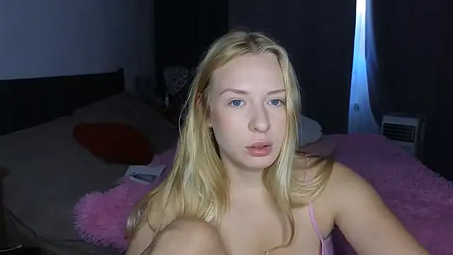 Snapshot of FREYA_- chatting on July 2026 09:15:02 AM FREYA - online show from July 2026 09:15:02 AM