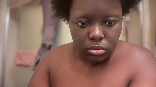 Yagurl  west online show from February 2025 10:21:02 PM