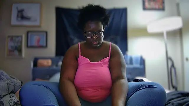 Yagurl  west online show from March 2025 02:29:01 AM