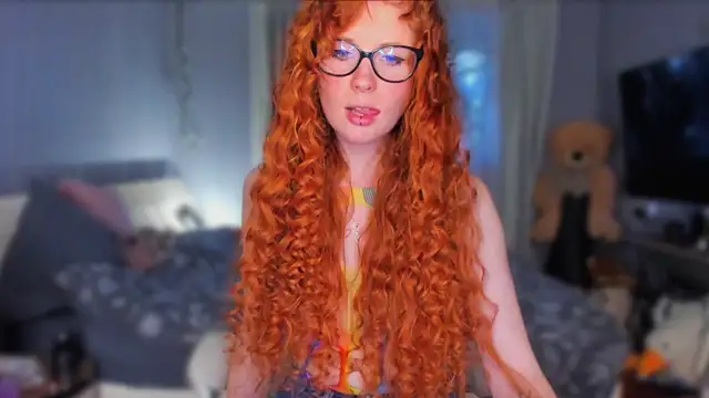 KlementinaBbG online show from April 2026 04:37:01 PM