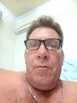 Snapshot of carlox14 chatting on September 2025 05:03:01 PM carlox14 online show from September 2025 05:03:01 PM